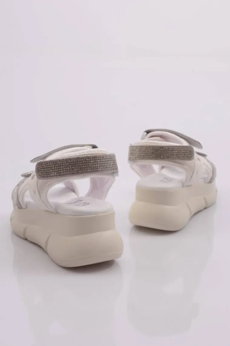 DGN 4940 Kadın Kalın Taban Silver Taşlı Cırtlı Sandalet