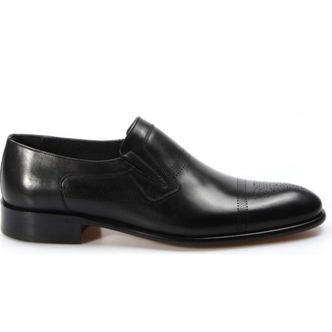 Fast Step Erkek Deri Casual Klasik Kösele Taban Günlük Loafer Klasik Ayakkabı Siyah 893ma4404
