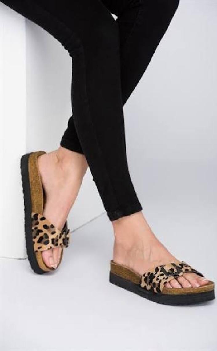 Fox Shoes Leopar Kadın Terlik D777824402
