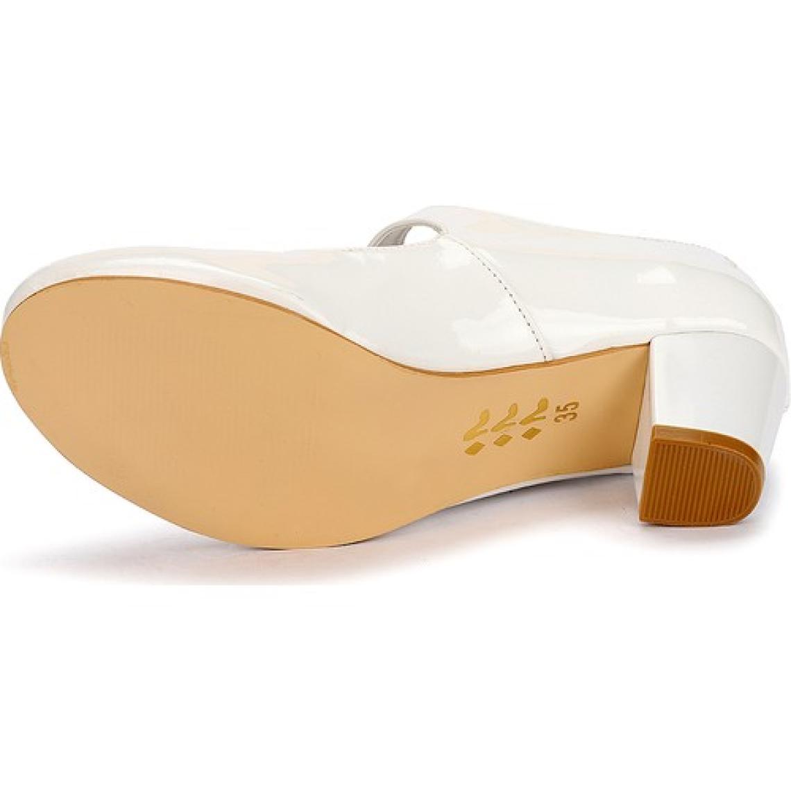 Kiko 751 Rugan Günlük Kız Çocuk 4 cm Topuk Babet Ayakkabı