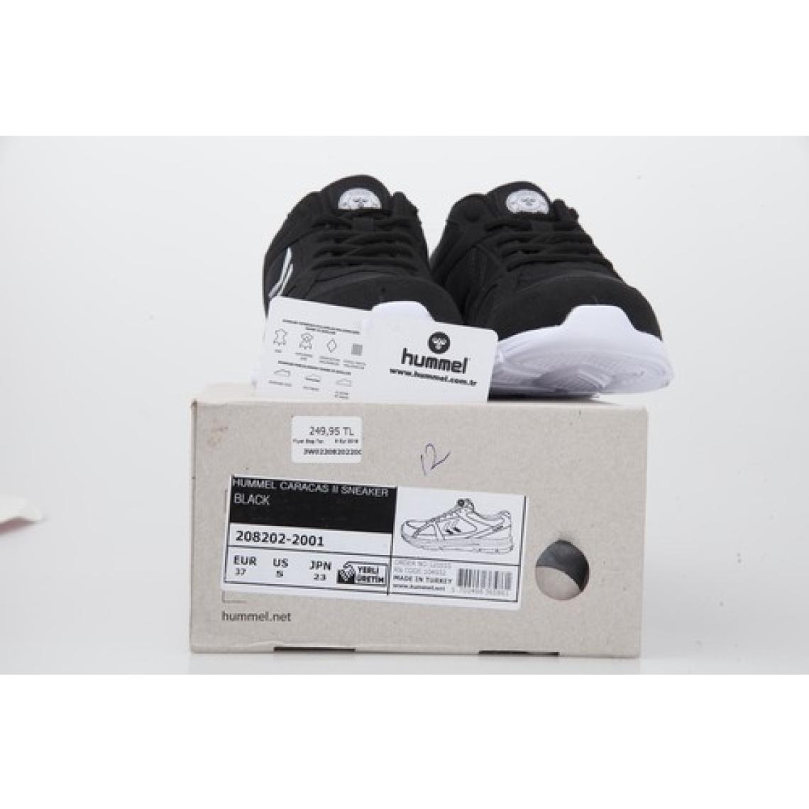 Hummel Caracas II Unisex Siyah Spor Ayakkabı 208202-2001
