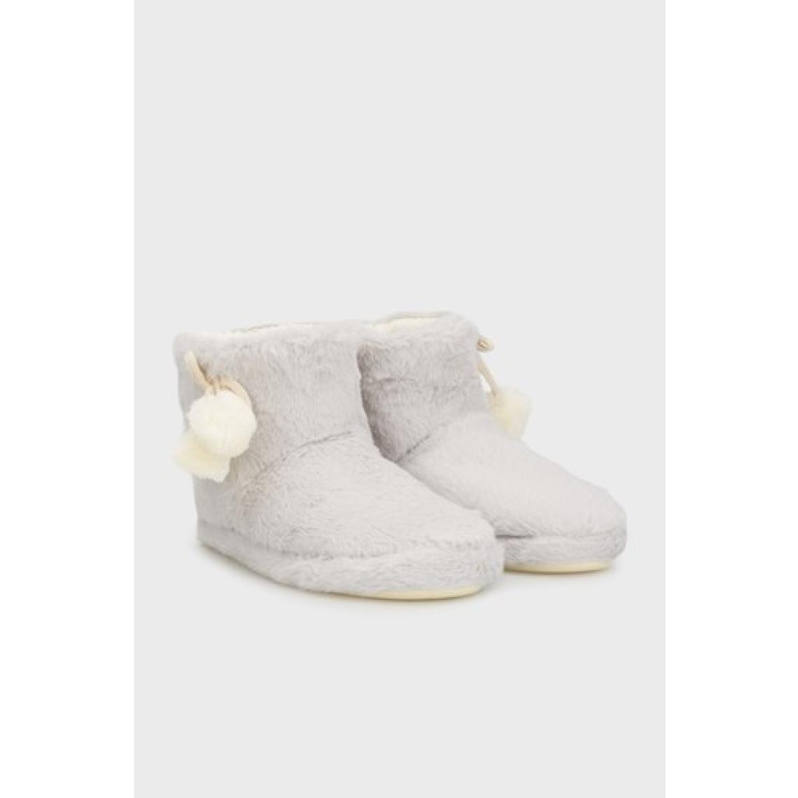 Lela Yumuşak Dokulu Peluş Ponponlu Panduf Bayan Panduf 6722003