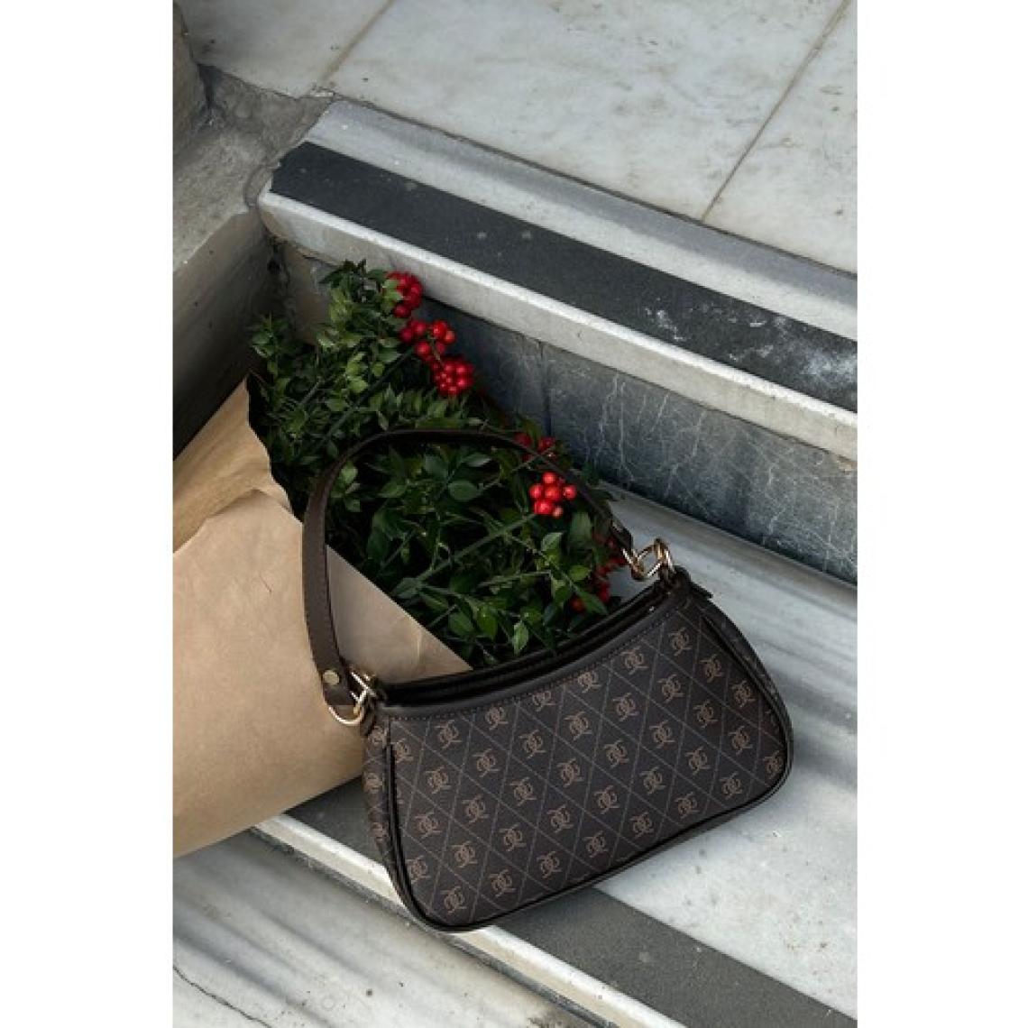 Farme Monogram Baget ve Çapraz Çanta Kahverengi