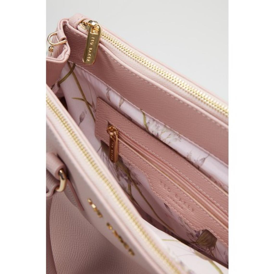 Ted Baker Pudra El Çantası 2914