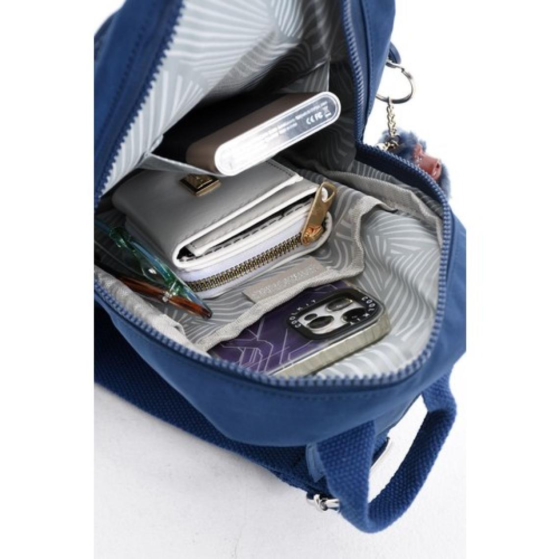 Sanmorris Unisex Kırinkıl Kumaş Suya Dayanıklı Ayarlanabilir Askılı  Çok Bölmeli Siyah Renkli Omuz Çantası Body Bag