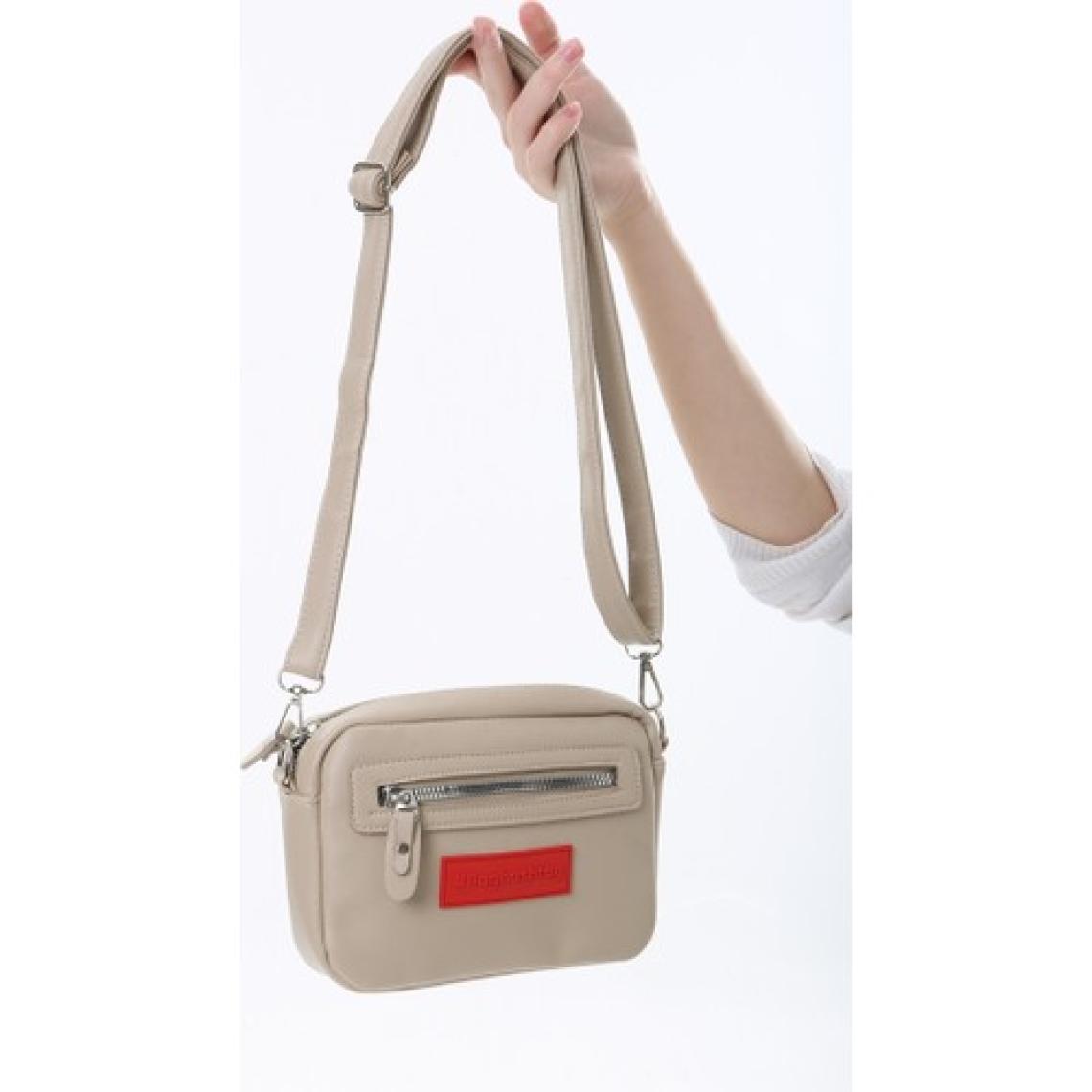 Baghashtag Koyu Krem Minik Unisex 3 Gözlü Deri Çanta