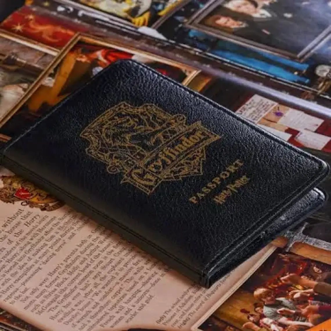 Gryffindor Pasaport Kılıfı Lisanslı Deri