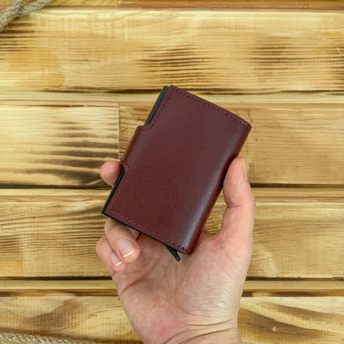 Modica Angora - Rfid Korumalı Kağıt Para Bölmeli Kişiye Özel Mekanizmalı Siyah Cüzdan/Akıllı Kartlık