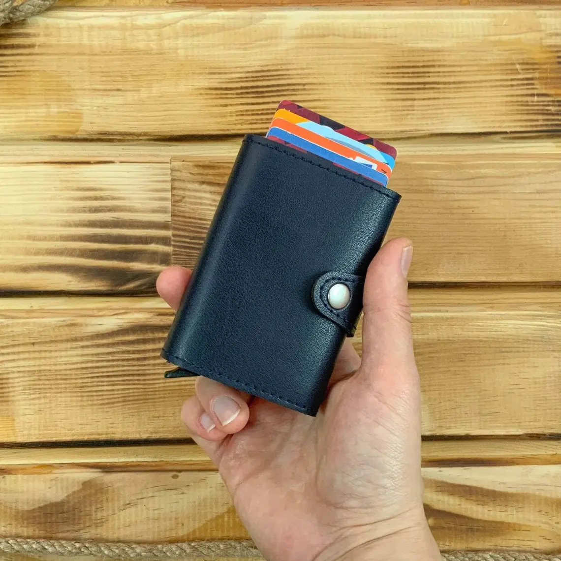 Modica Angora - Rfid Korumalı Kağıt Para Bölmeli Kişiye Özel Mekanizmalı Siyah Cüzdan/Akıllı Kartlık