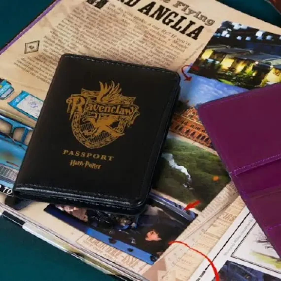 Sihir Dükkanı Ravenclaw Pasaport Kılıfı Lisanslı Deri