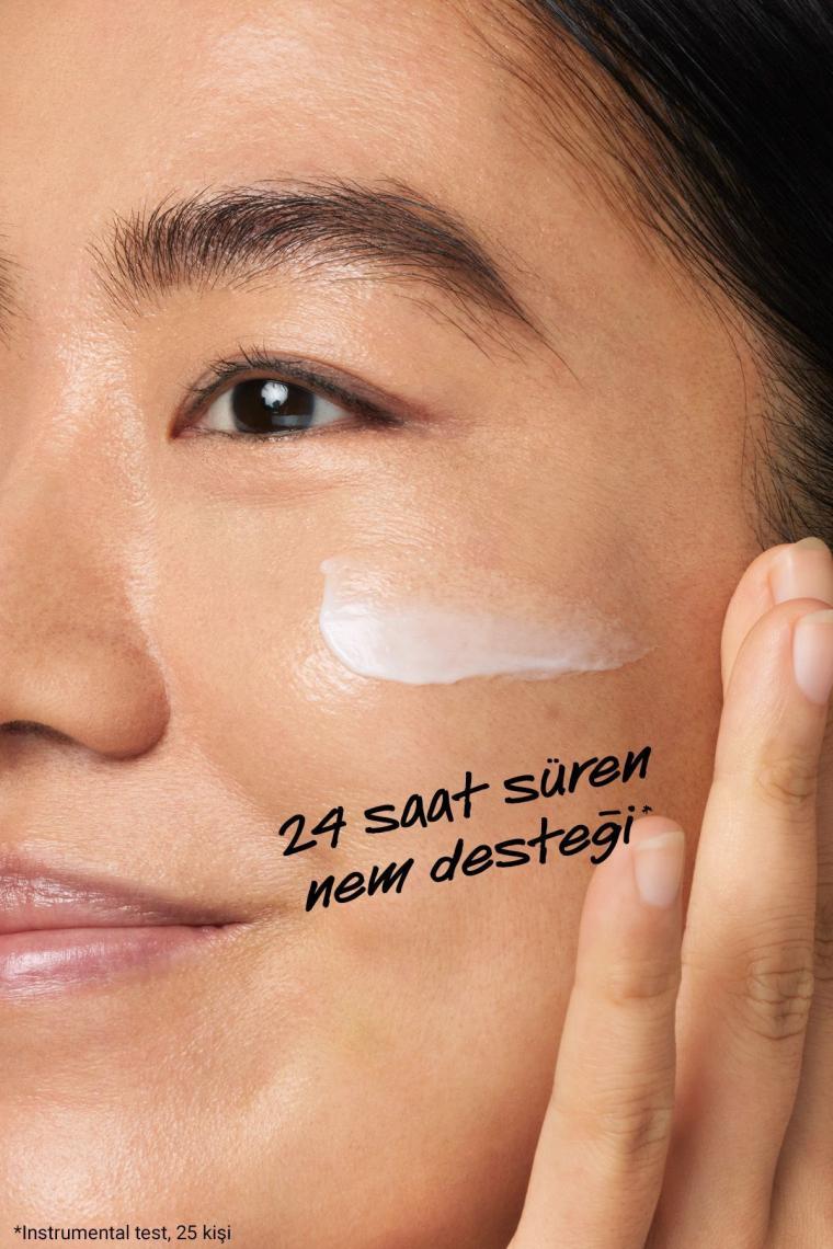 Ultra Facial 24 Saat Nemlendirici Günlük Krem 125 ml