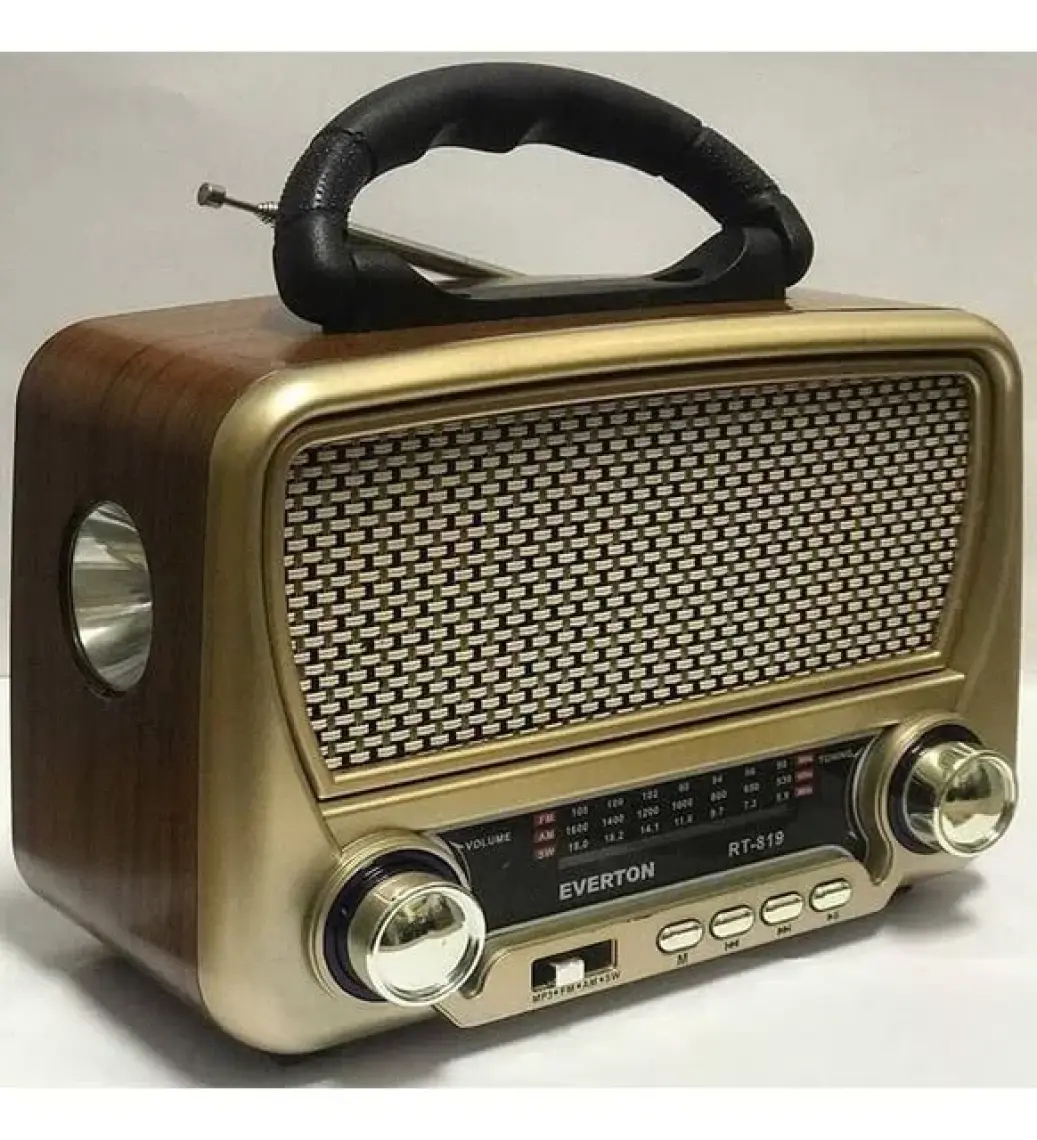 Güneş Enerjili Nostaljik Fm Aux USB Müzik Çalar RT-819
