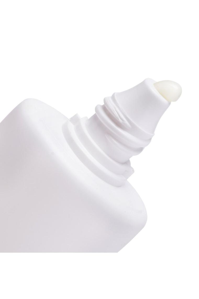Mor Ginseng Ve Niasinamid Içeren Matlaştırıcı Cilt Bakım Kremi 40 Ml