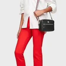 Tommy Hilfiger Kadın Çapraz Çanta-Siyah