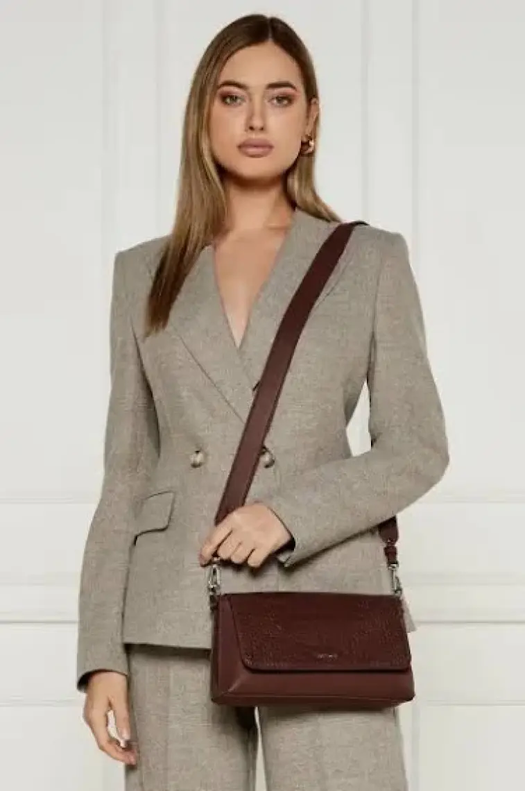Calvin Klein Çapraz Çanta
