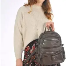 City Center Fashion Kadın Yıkama Deri Çok Gözlü Sırt Çantası Yerli Üretim Ebat 36CM x 30CM Siyah STCC01114