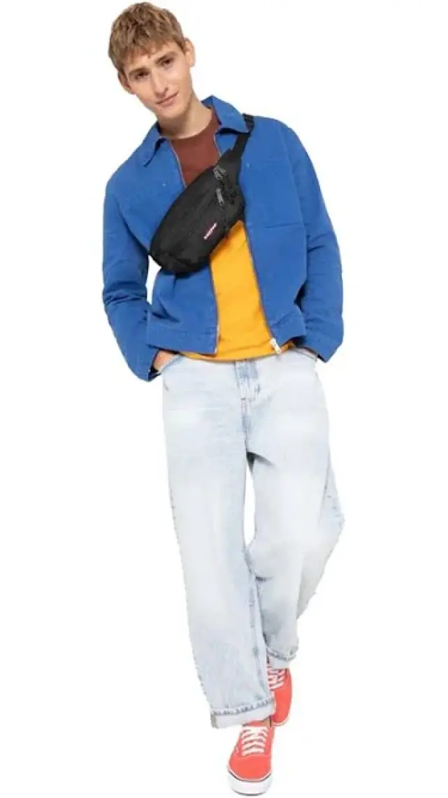 Eastpak Doggy Bag Sunday Siyah Bel Çantası