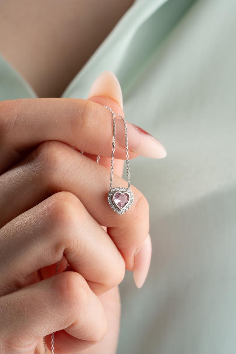 Nereze 925 Ayar Gümüş Rodyum Kaplama Pembe Taşlı Kalp Kolye