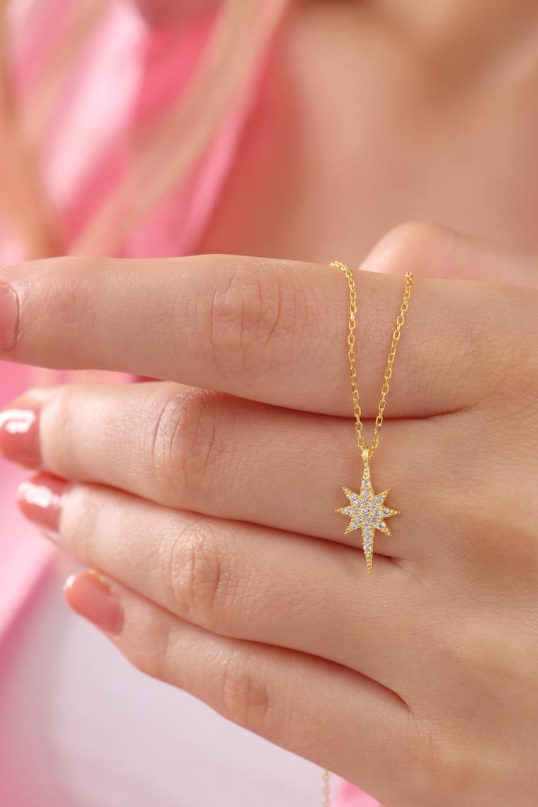 Ashak Accessories Kadın Kuzey Kutup Yıldızı 925 Ayar Gümüş Zincirli Swarovski Taşlı Model Kolye