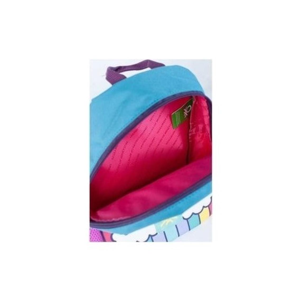 United Colors Of Benetton Çok Renkli Anaokulu Çantası, 34x26x11 cm, Gökkuşağı Deseni