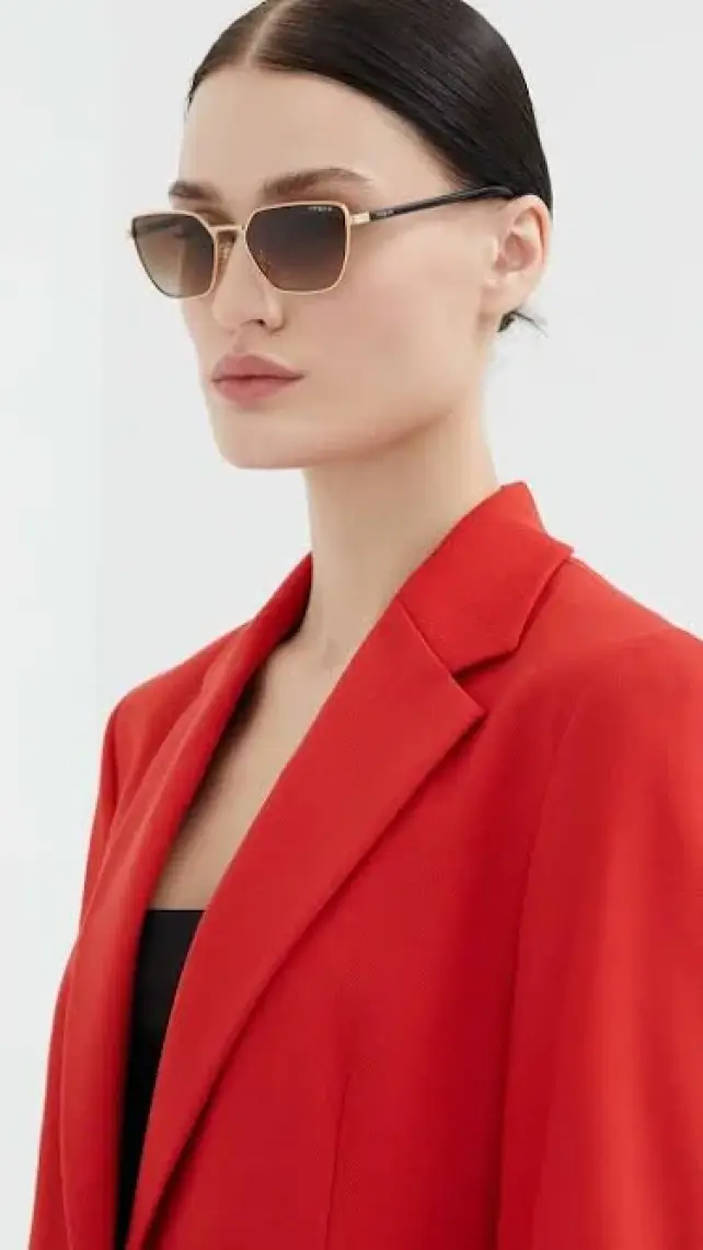 Vogue 0VO4245S 280-13 3n S53 Kadın Güneş Gözlüğü