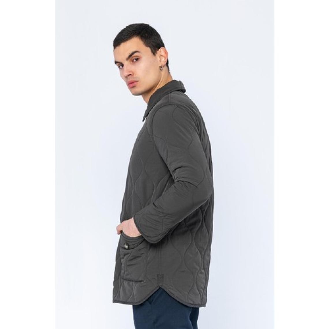 Erkek Regular Fit Düğmeli Çok Cepli Kapitoneli Kışlık Mont