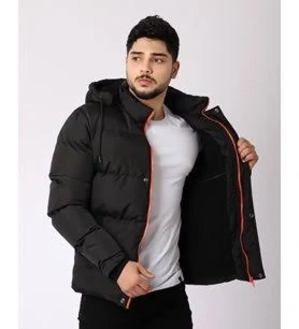 Stil Kombin Çıkarılabilir Kapşonlu Armalı İçi Kürklü Şişme Mont 2911_50213