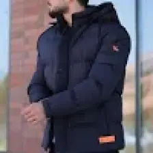 Stil Kombin Çıkarılabilir Kapşonlu Armalı Içi Kürklü Şişme Mont 2911_50213