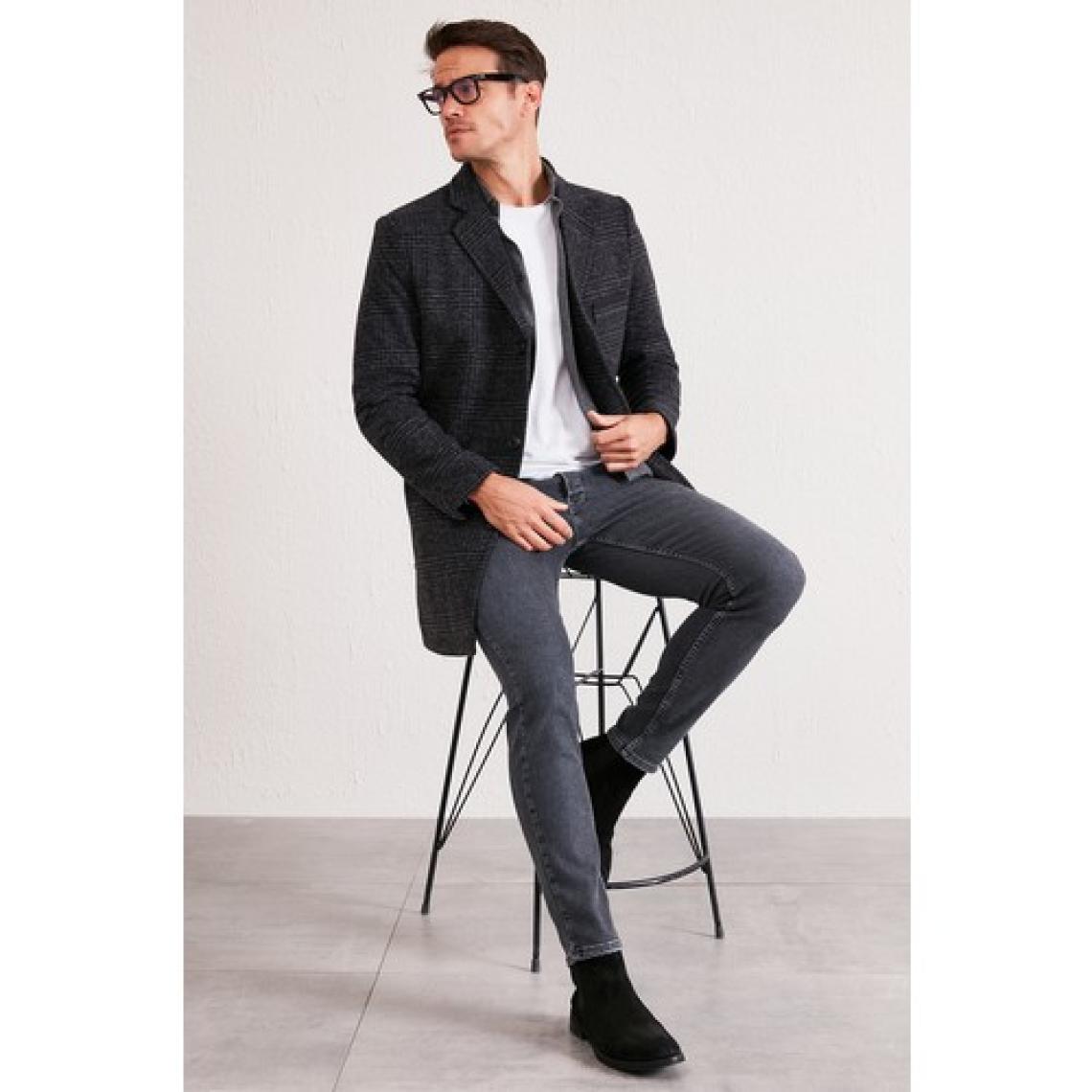Buratti Slim Fit Tek Yırtmaçlı Düğmeli Mono Yaka Kaşe Kaban Erkek Kaban 5840098