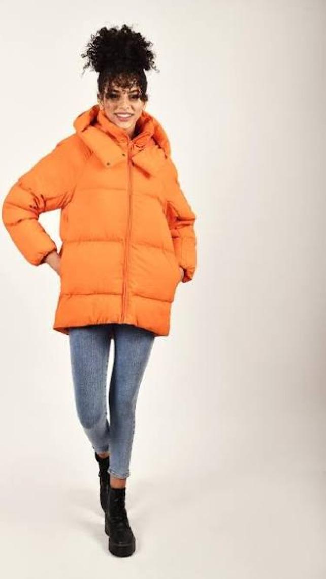 Rodi Oversize Kapüşonlu Düz Uzun Kollu Kadın Şişme Mont RD23KB020584