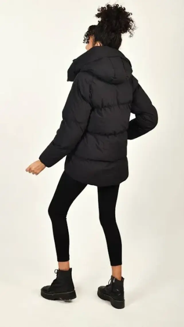 Rodi Oversize Kapüşonlu Düz Uzun Kollu Kadın Şişme Mont RD23KB020584