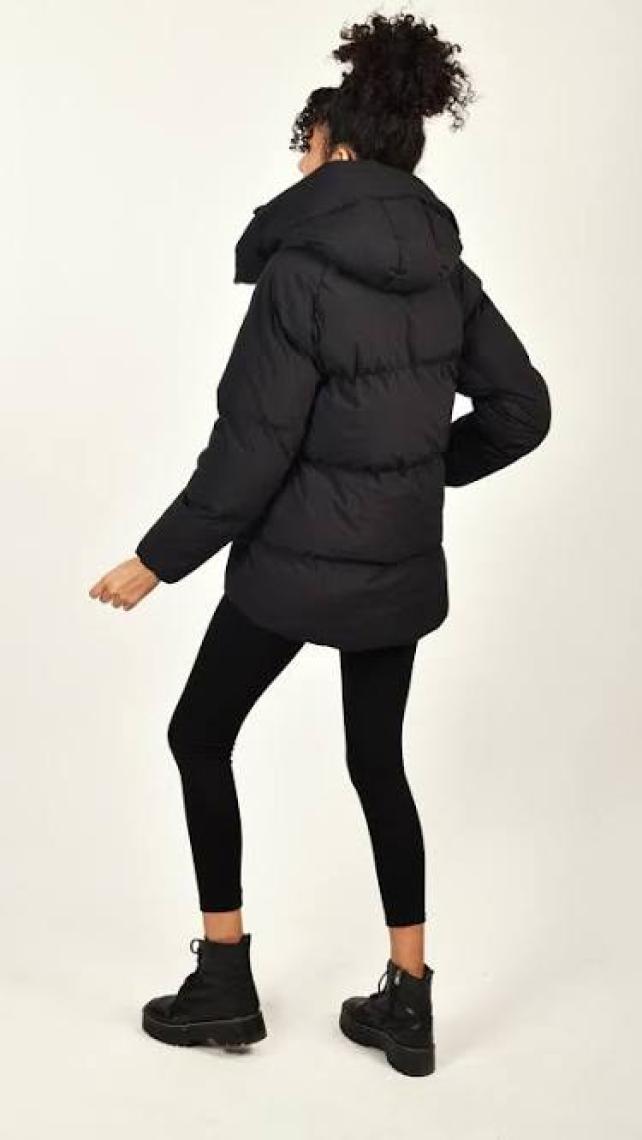 Rodi Oversize Kapüşonlu Düz Uzun Kollu Kadın Şişme Mont RD23KB020584