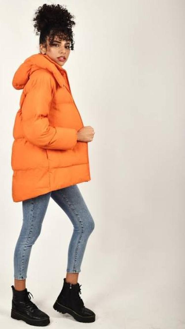 Rodi Oversize Kapüşonlu Düz Uzun Kollu Kadın Şişme Mont RD23KB020584
