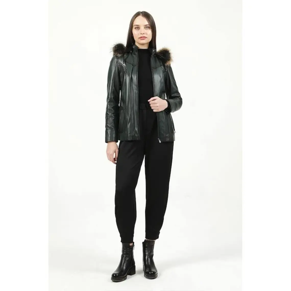 Dericlub Yb-2096 Hakiki Kuzu Derisi Kadın Mont