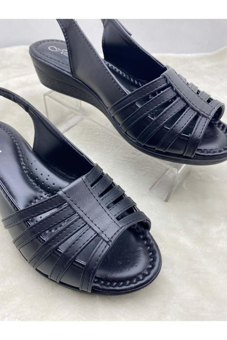 Çiğdem Kundura Deri Önü Kafesli Anne Dolgu Topuk Sandalet Siyah 38 ST02518-12704