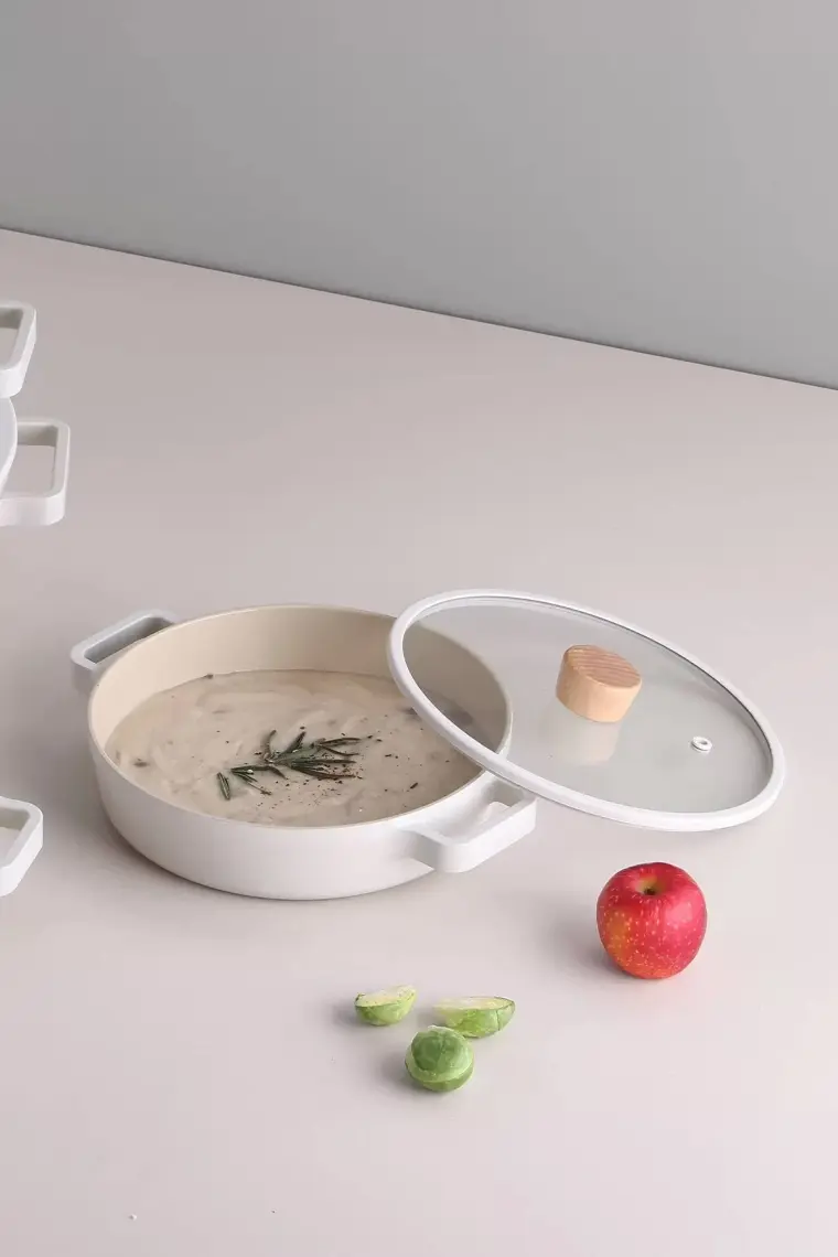 Neoflam Fika Cam Kapaklı Alüminyum Döküm Sahan 22 cm Bej