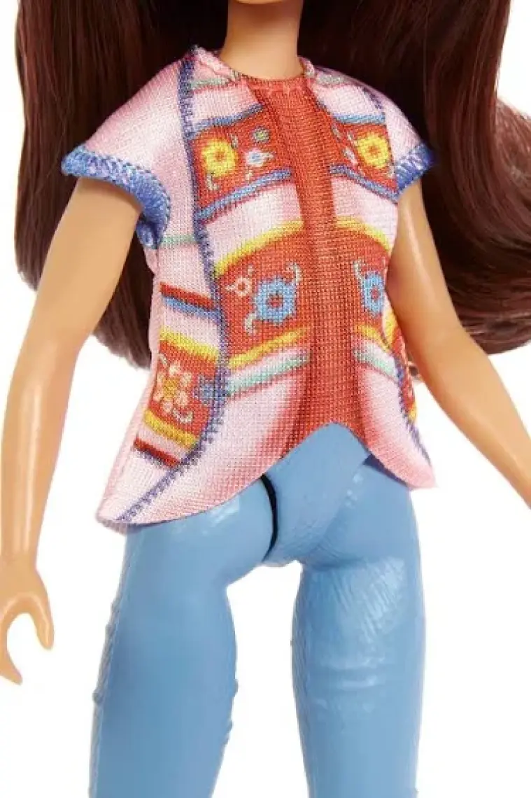Spirit Özgür Ruh Lucky'nin Bakım Odası Oyun Seti, Lucky (17 cm), tartı, dönence, sallanan beşik, 4 hayvan figürü, besleme malzemeleri dahil, 3 yaş ve üzeri HCH37
