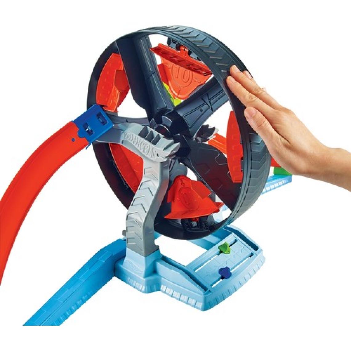 Hot Wheels Dönen Tekerlek Macerası Yarış Seti; 5 yaş ve üzeri; GJM77