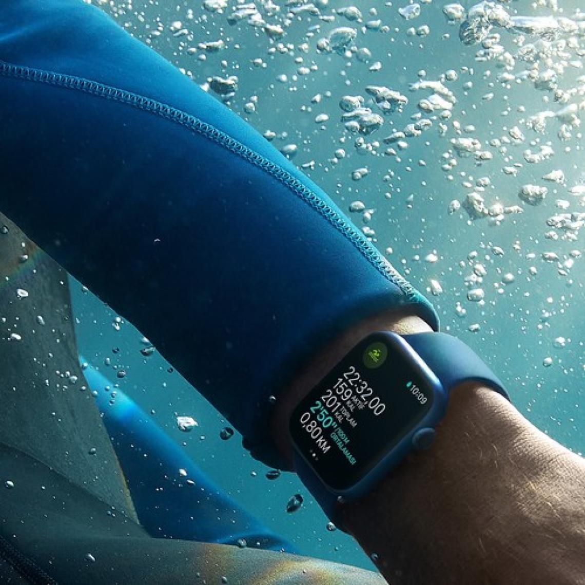 Apple Watch Series 7 GPS 45mm Akıllı Saat