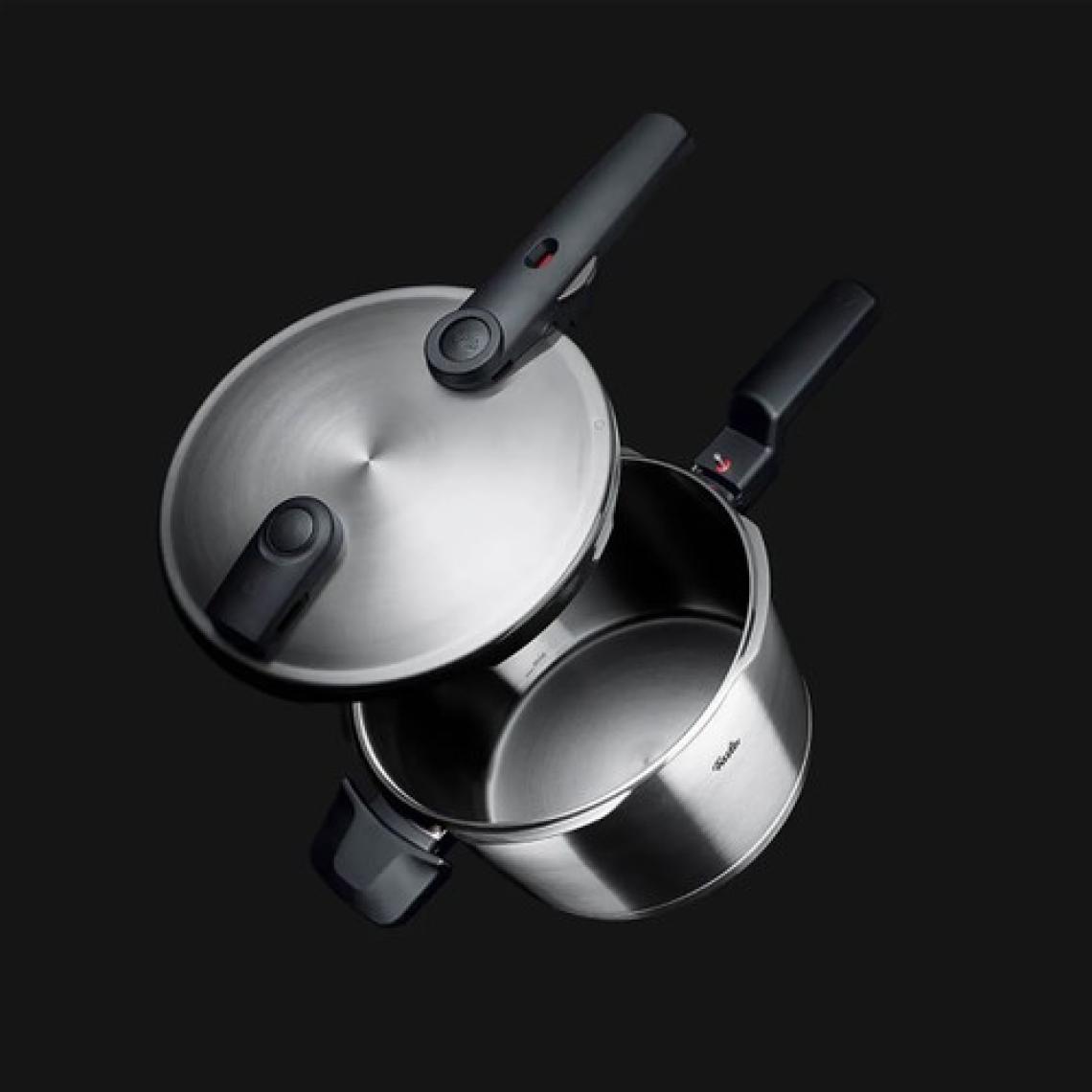 Fissler Vitaquick Premium 4.5 lt Düdüklü Tencere