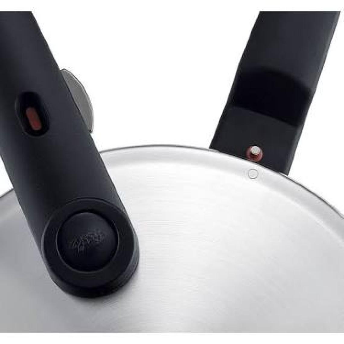 Fissler Vitaquick Premium 8+4 Litre Düdüklü Tencere