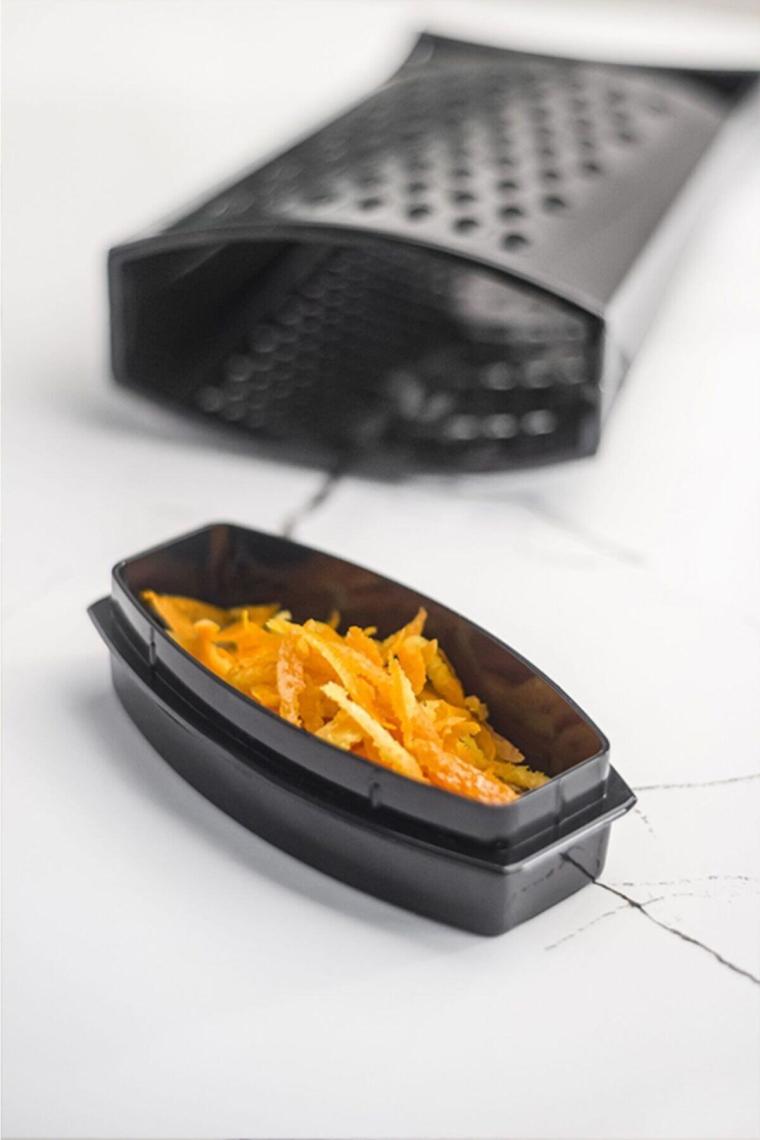EW's Kitchenware Akrilik Siyah El Kesmeyen Hazneli Rende