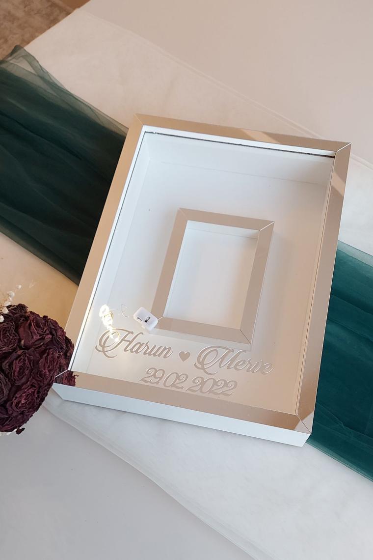 30x40 Cm Ledli Beyaz-gümüş Fotoğraf Bölümlü Tasarım Gül Kutusu Anı Çerçevesi! Ayna Çerçeve!