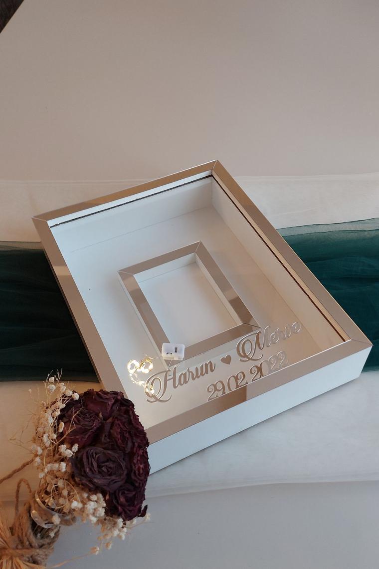 30x40 Cm Ledli Beyaz-gümüş Fotoğraf Bölümlü Tasarım Gül Kutusu Anı Çerçevesi! Ayna Çerçeve!