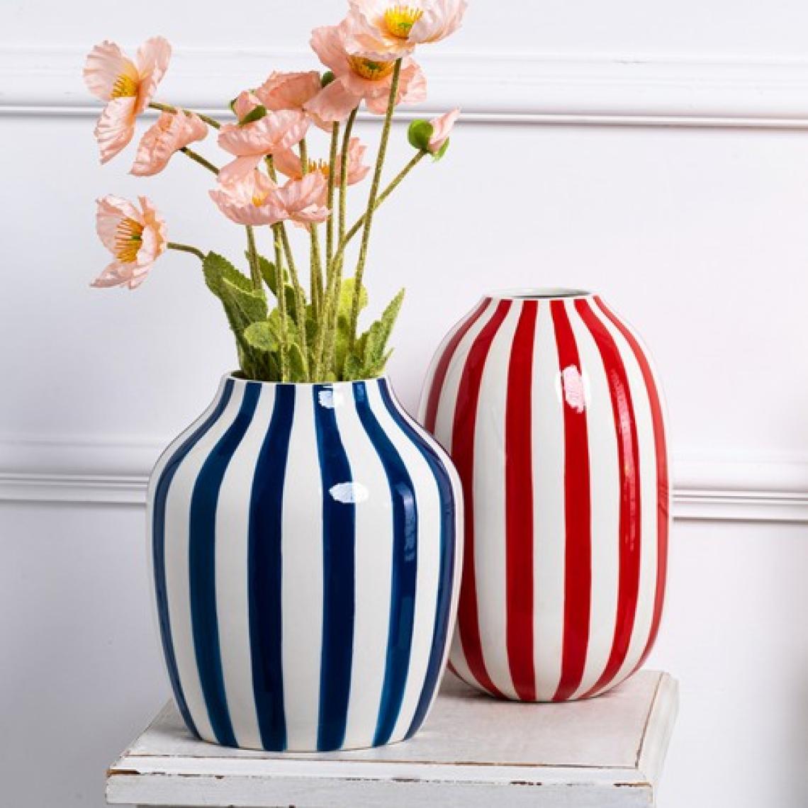 Karaca Home Bevel Dekoratif Vazo Lacivert