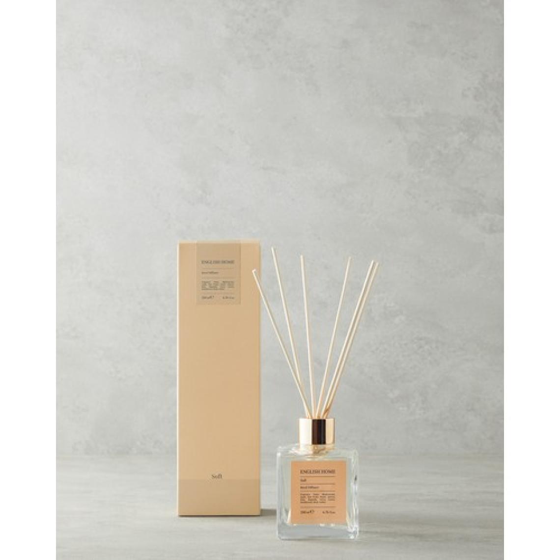 English Home Soft Çubuklu Oda Kokusu - Frenk Üzümü, Elma, Gül, Manolya ve Sandalağacı Aromaları, 200 ml, Lila Dekoratif Şişe