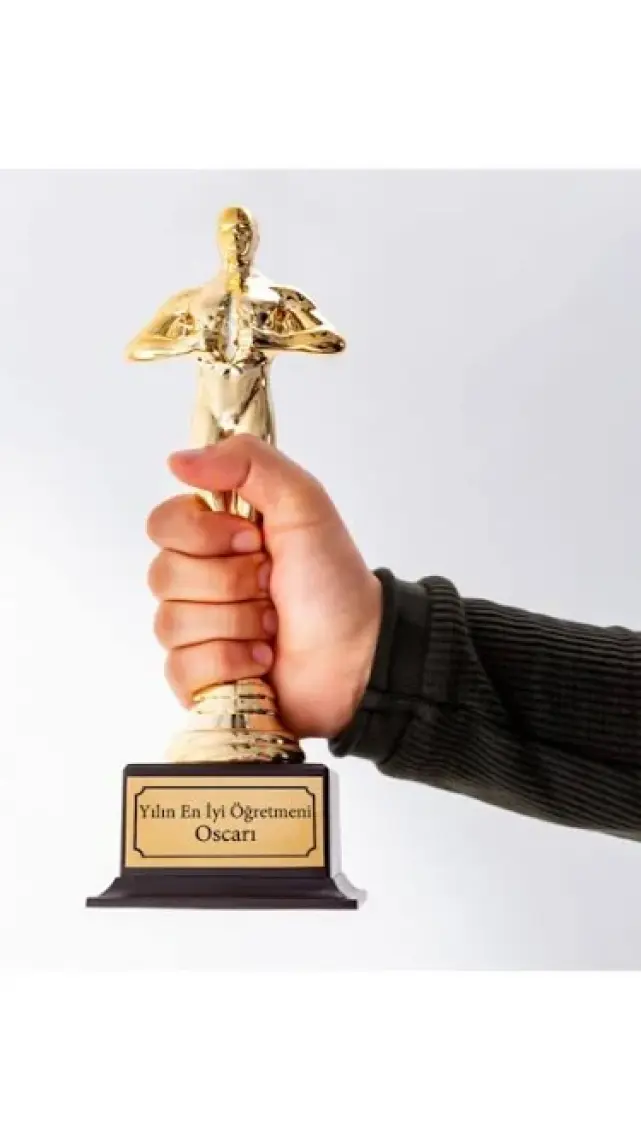 1001 Hediye Öğretmenler Gününe Özel Oscar Ödülü - Yılın En İyi Öğretmeni Oscarı