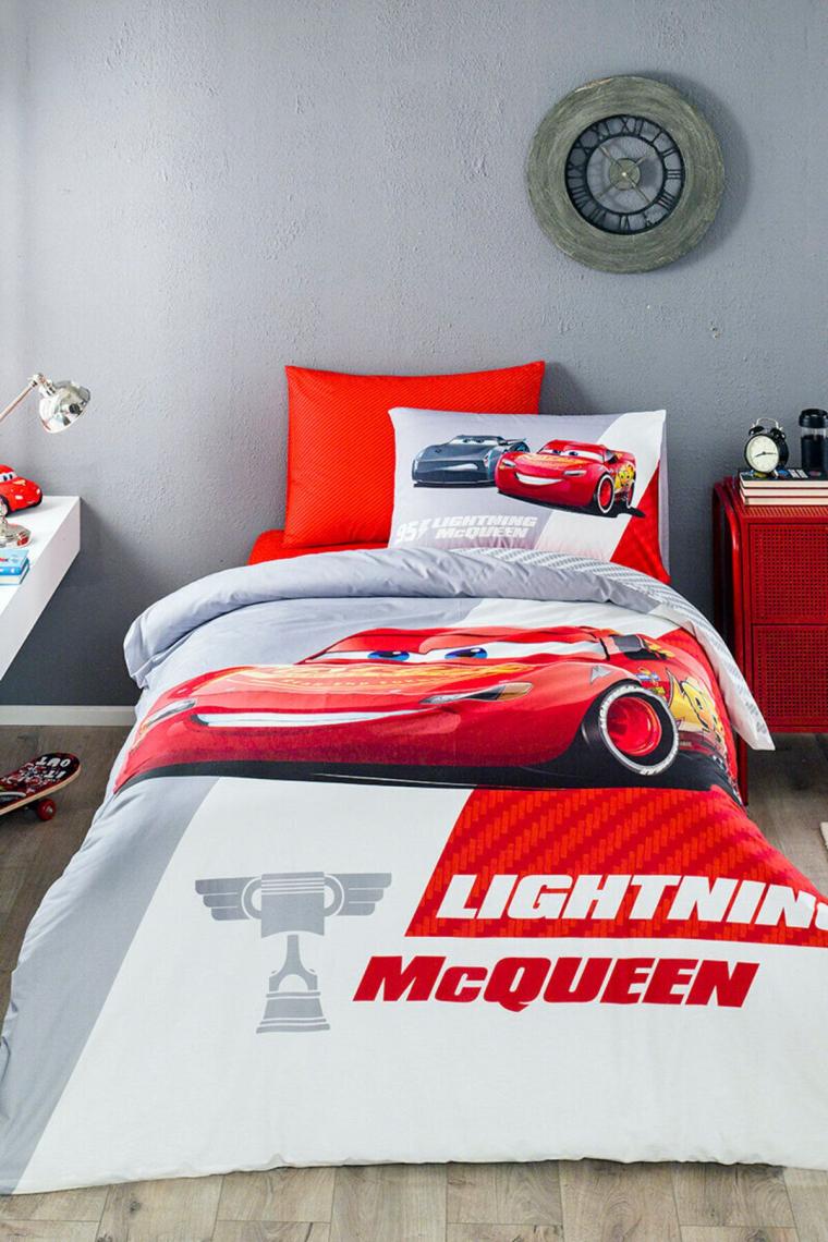 Cars Piston Cup Tek Kişilik Disney Lisanslı Lastikli Fitted Çarşaf Çocuk Nevresim Takımı