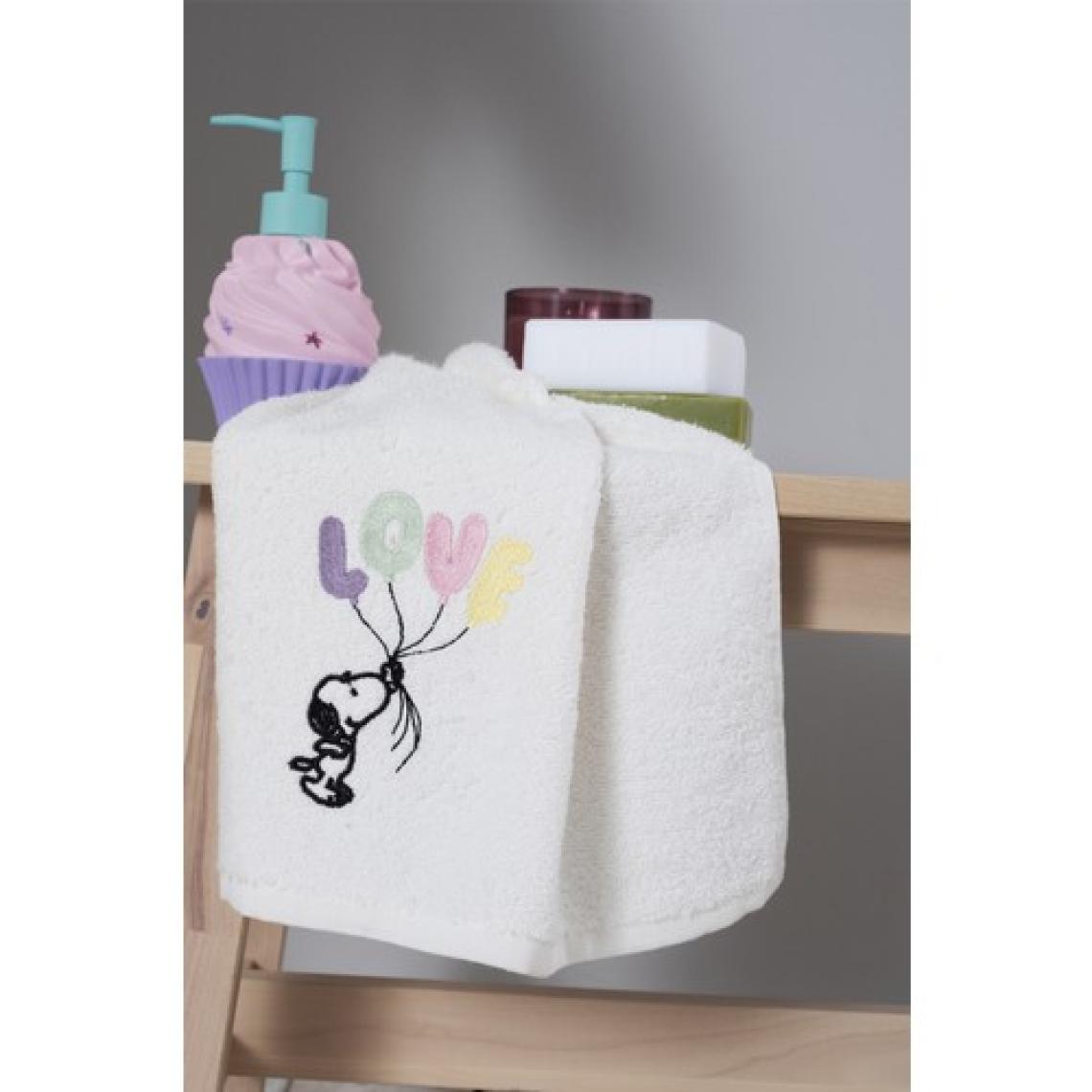 Peanuts By Karaca Home Love Offwhite Nakışlı Çocuk Bornoz Set 4-6 Yaş