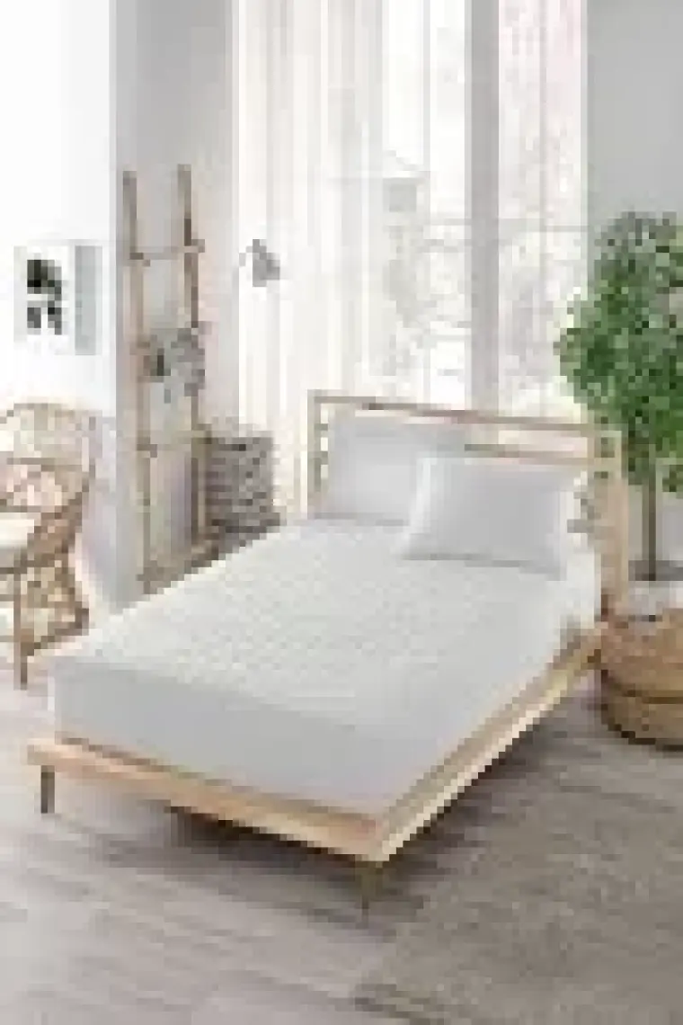 Ely Parker 90X190 Yatak Saran Kapitoneli Sıvı Geçirmez Alez Yatak Koruyucu Pamuklu Fitted